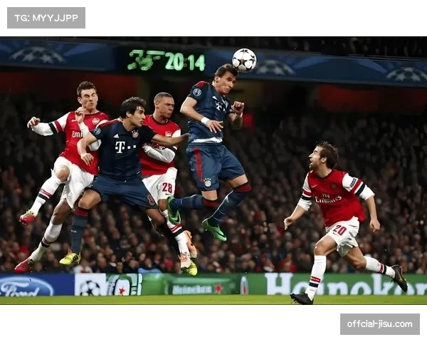 拜仁慕尼黑全队抵达伦敦,备战与阿森纳的欧冠四分之一决赛首回合 拜仁慕尼黑全队抵达伦敦,备战与阿森纳的欧冠四分之一决赛首回合